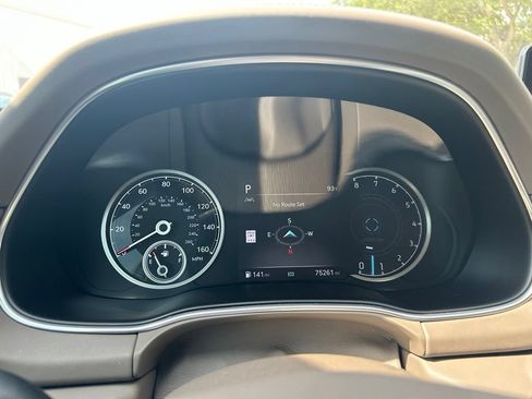 Used 2023 Genesis GV80 3.5T AWD/4WD image 24