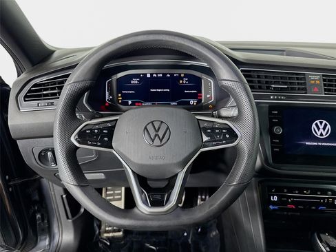 Used 2024 Volkswagen Tiguan SEL R-Line AWD/4WD image 13