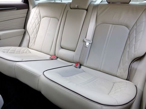 Used 2017 Ford Fusion Platinum image 14