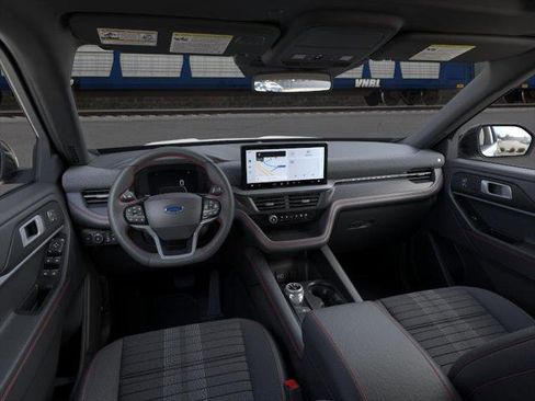 New 2026 Ford Explorer ST-Line w/ ST-Line Street Pack AWD/4WD image 9