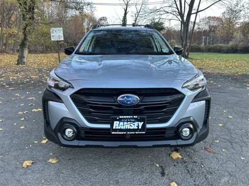 Certified 2023 Subaru Outback Onyx Edition image 3
