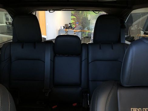 New 2025 Jeep Wrangler Unlimited Rubicon 392 image 11