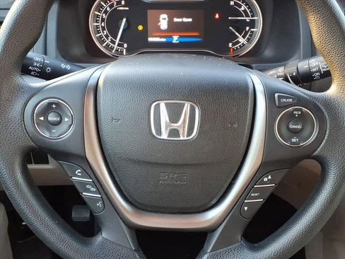 Certified 2017 Honda Pilot LX image 16