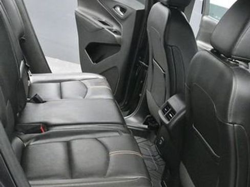 Used 2022 Chevrolet Equinox Premier w/ LPO, Floor Liner Package image 10