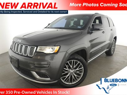 Certified 2017 Jeep Grand Cherokee Summit w/ Platinum Series Group