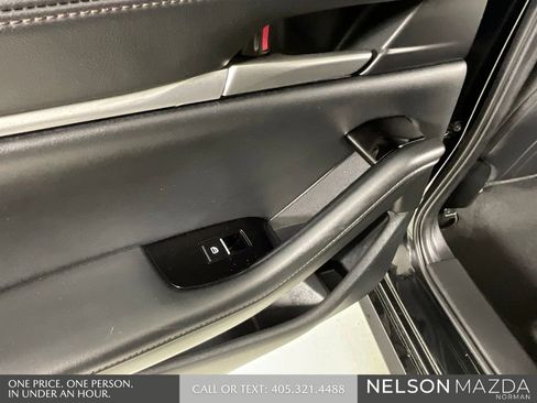 Certified 2025 MAZDA MAZDA3 s image 19