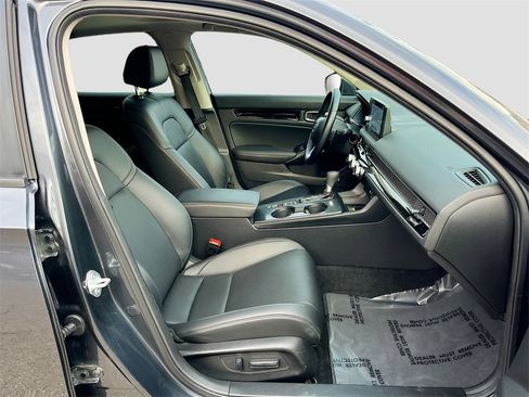 Used 2024 Honda Civic Touring image 28
