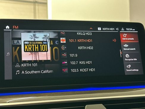 Used 2023 BMW 540i 540i w/ M Sport Package image 22