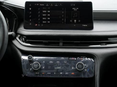 New 2027 INFINITI QX60 Luxe w/ Cargo Package FWD image 13
