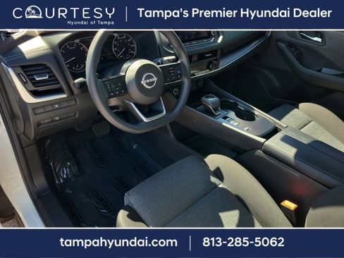 Used 2023 Nissan Rogue SV image 21