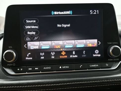 Used 2022 Nissan Rogue SV FWD image 19
