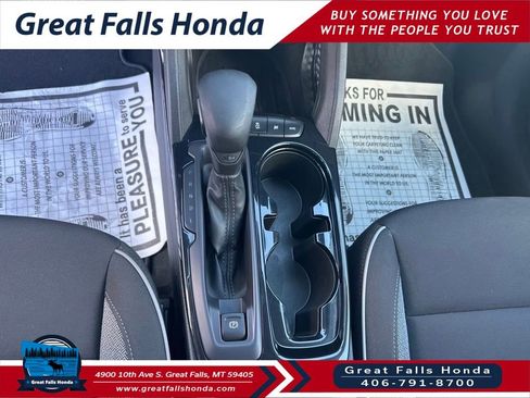Used 2025 Chevrolet TrailBlazer LT AWD/4WD image 18
