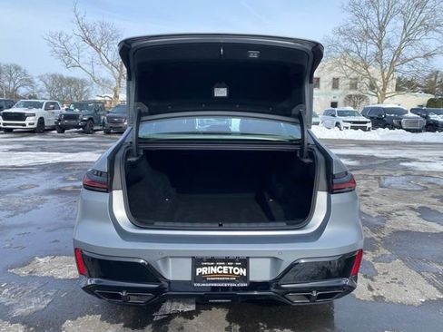 Used 2023 BMW 760i xDrive 760i xDrive image 11
