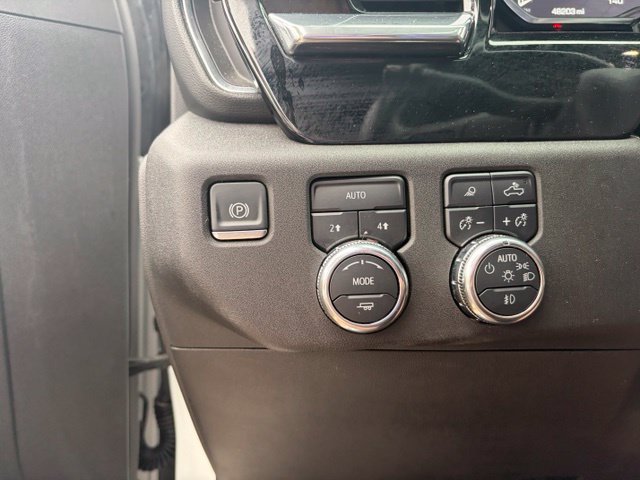 Used 2025 GMC Sierra 1500 SLT AWD/4WD image 7