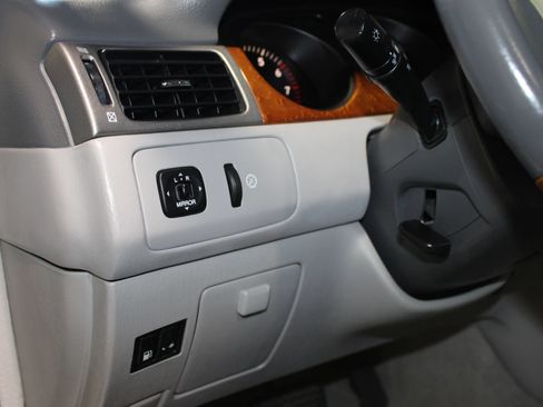 Used 2005 Lexus ES 330 FWD image 19
