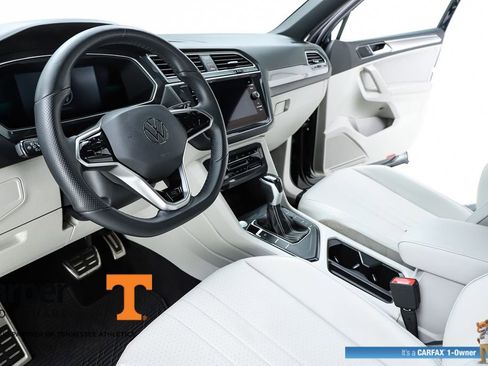 Used 2022 Volkswagen Tiguan SE R-Line image 57