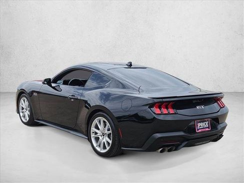 Used 2025 Ford Mustang GT Premium RWD image 7