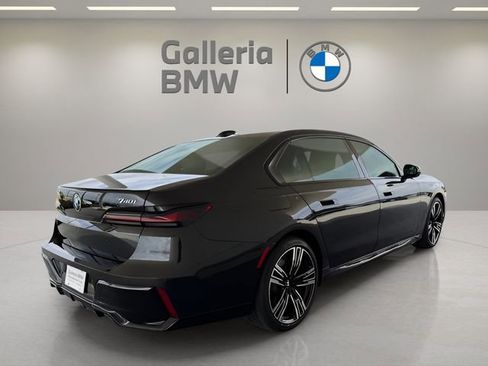 Certified 2023 BMW 740i image 8