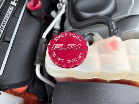 Used 2017 Dodge Challenger SRT Hellcat image 34