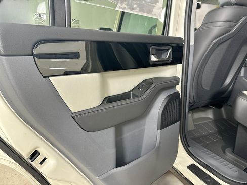 New 2025 INEOS Grenadier Fieldmaster Edition image 36