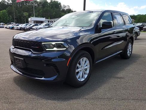 Used 2025 Dodge Durango GT RWD image 2