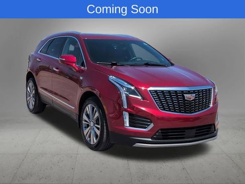 Used 2024 Cadillac XT5 Premium Luxury w/ Technology Package AWD/4WD image 8