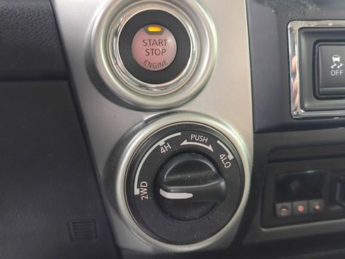 Used 2019 Nissan Titan PRO-4X w/ Pro-4x Convenience Package image 40