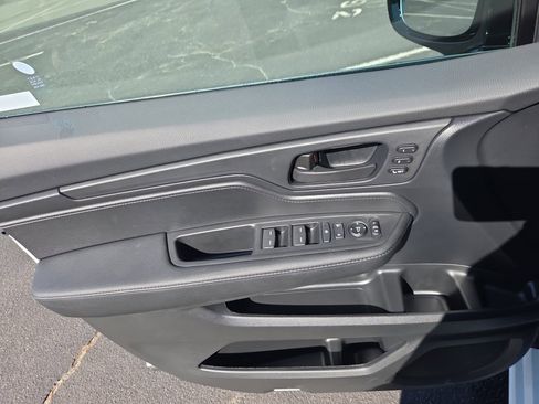 Certified 2026 Honda Odyssey Sport-L image 32