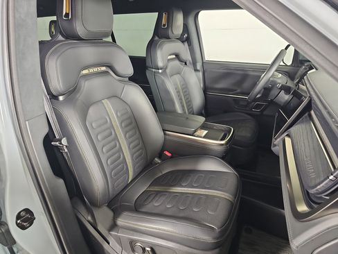 Used 2023 Rivian R1S Adventure image 24