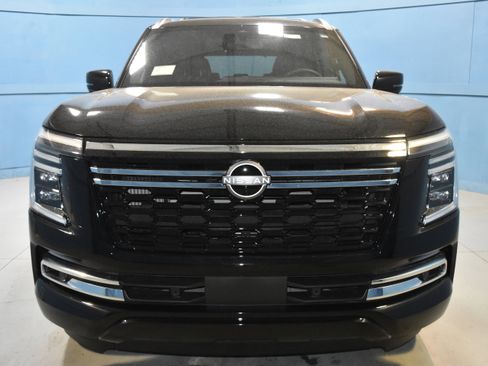 New 2025 Nissan Armada SL w/ Captain's Chari Seat Package image 21