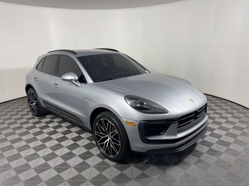 Used 2024 Porsche Macan S image 9