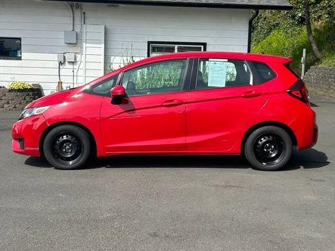 Used 2015 Honda Fit LX image 7
