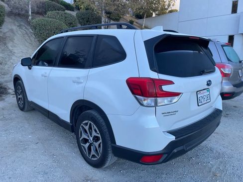 Used 2022 Subaru Forester Premium w/ Popular Package #1 AWD/4WD image 6