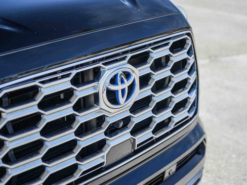 Used 2024 Toyota Sequoia Capstone AWD/4WD image 3