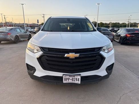 Used 2019 Chevrolet Traverse LS FWD image 8