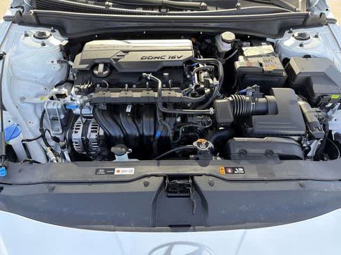 New 2026 Hyundai Elantra SEL Sport FWD image 11