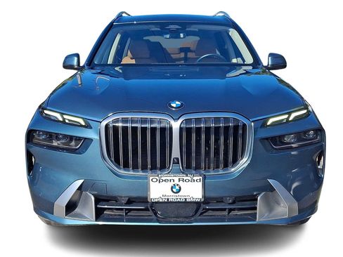 Used 2025 BMW X7 xDrive40i w/ Parking Assistance Package AWD/4WD image 2