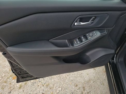 New 2026 Nissan Rogue SV FWD image 22