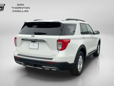 Used 2022 Ford Explorer XLT w/ Equipment Group 202A AWD/4WD image 5