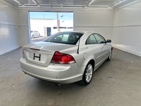 Used 2007 Volvo C70 T5 image 5