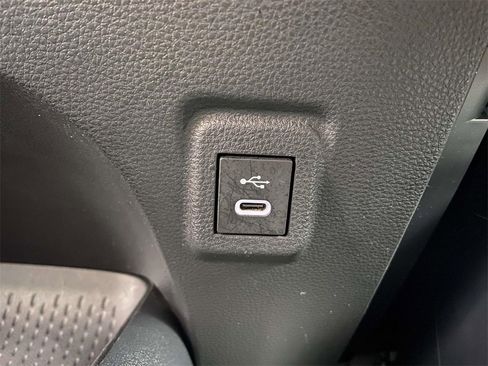 Used 2023 Toyota Corolla LE image 29