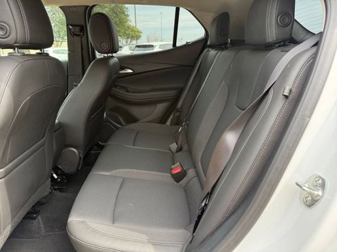 Used 2025 Buick Encore GX Preferred AWD/4WD image 27