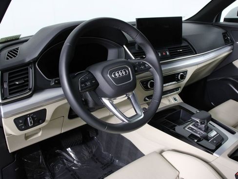 Used 2025 Audi Q5 2.0T Premium AWD/4WD image 14