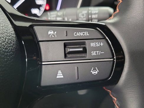 Certified 2025 Honda Pilot Sport image 27