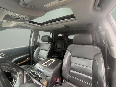 Used 2019 GMC Yukon Denali w/ Open Road Package AWD/4WD image 15
