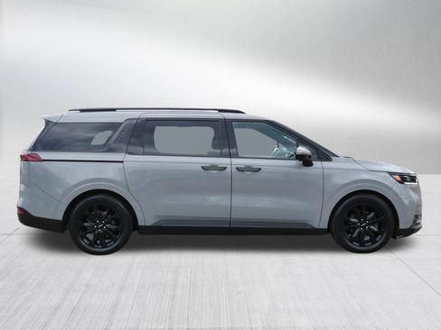Used 2022 Kia Carnival SX Prestige FWD image 8