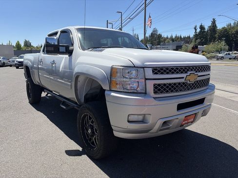 Used 2012 Chevrolet Silverado 2500 LTZ w/ LTZ Plus Package AWD/4WD image 9