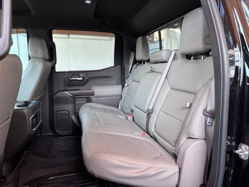 Used 2019 GMC Sierra 1500 SLT w/ SLT Premium Plus Package image 19