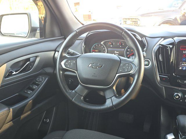 Used 2022 Chevrolet Traverse LT FWD image 44