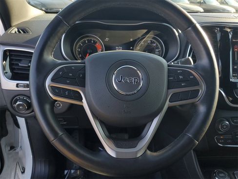 Used 2020 Jeep Cherokee High Altitude image 13